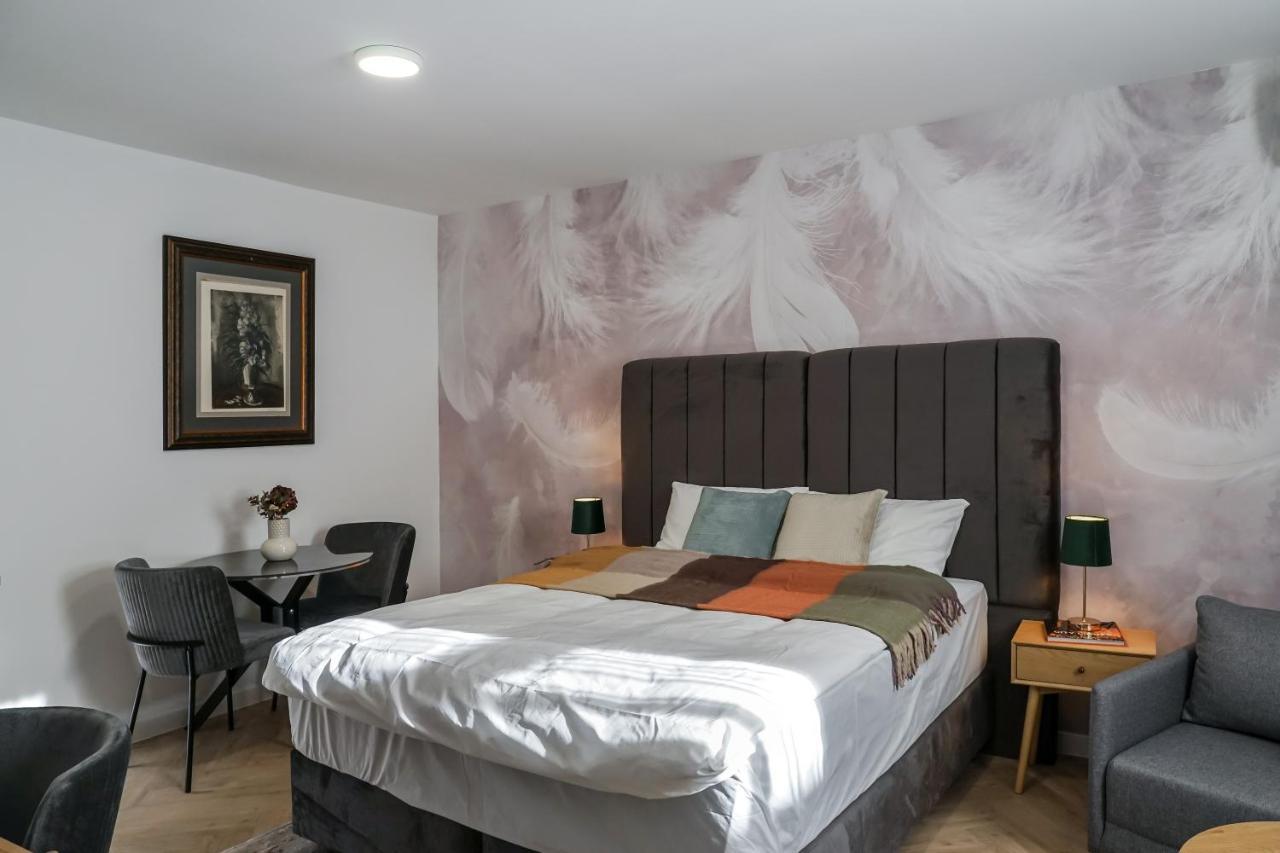 Apartamento The Chic Retreat Bucarest Exterior foto