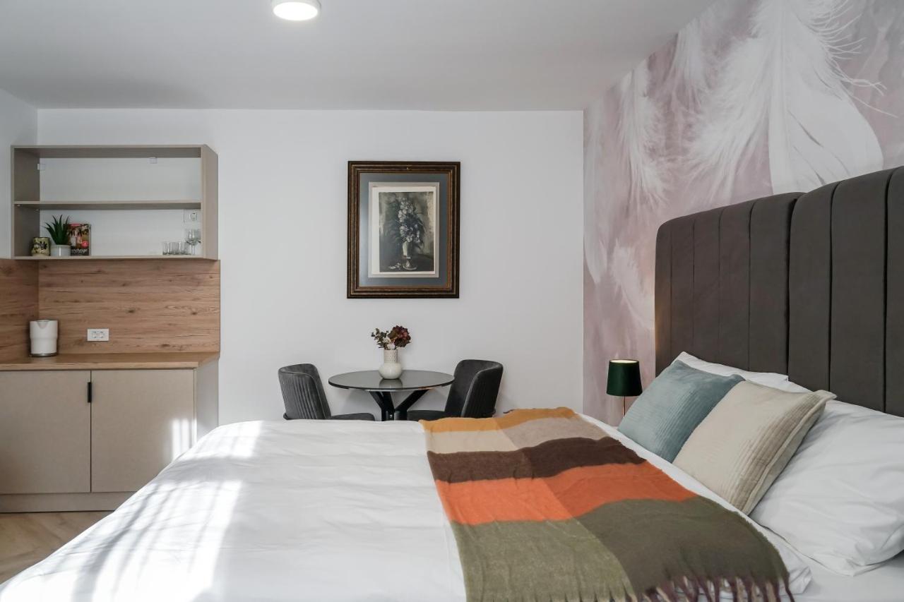 Apartamento The Chic Retreat Bucarest Exterior foto